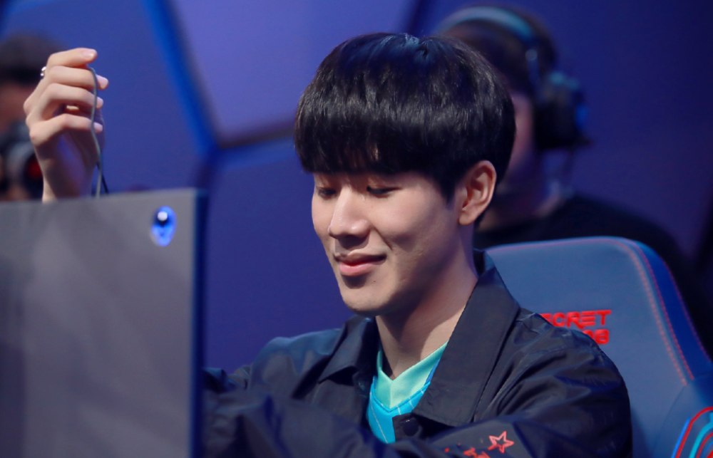 切断了对手 切断了对手